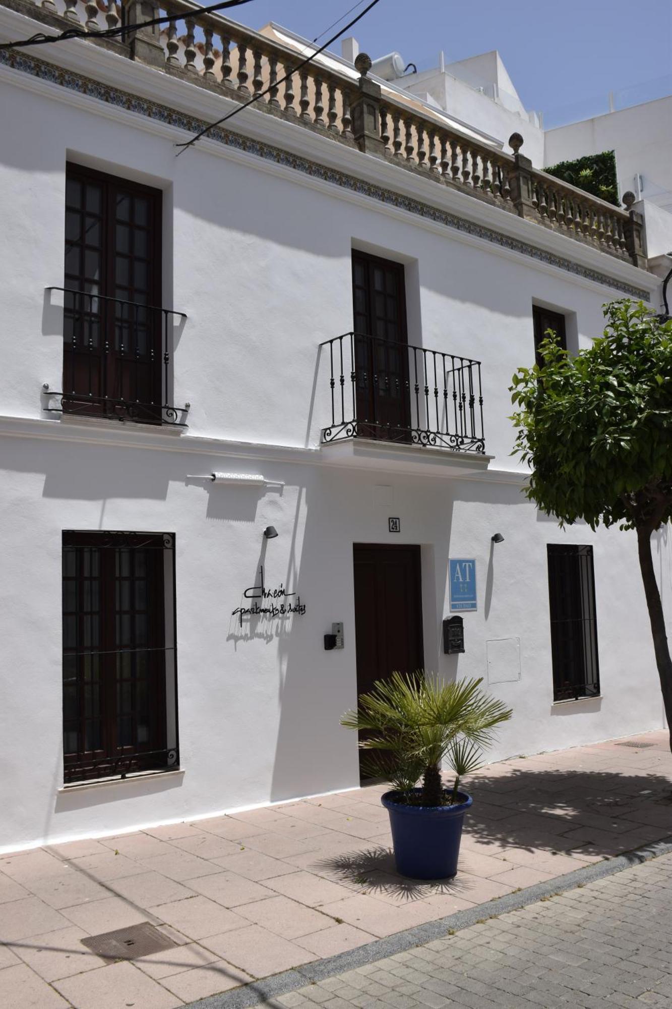 Chacon Apartments & Suites Estepona Exterior foto